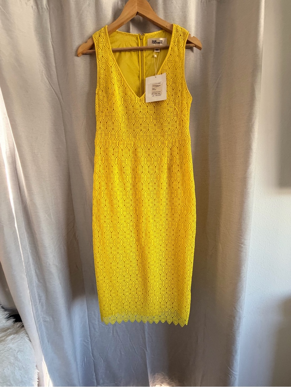 Diane Von Furstenberg Bright Yellow Lace V-Neck Midi Dress - Picture 11 of 16